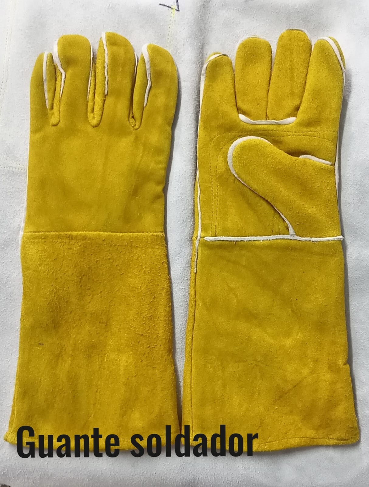 Guantes amarillos para soldador